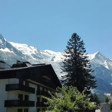 Brevent Apartman *
